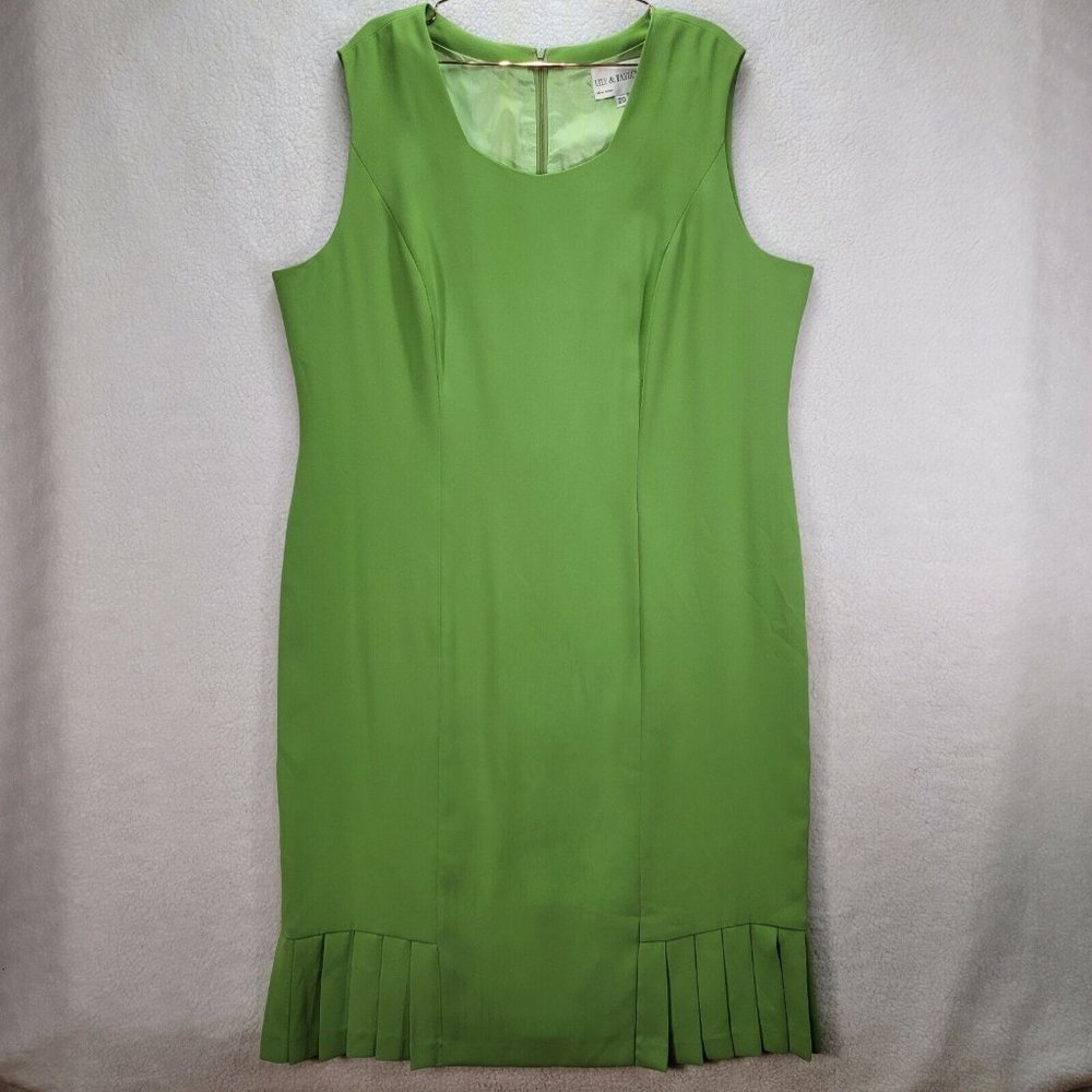 Lily & Taylor Women Dress Plus Size Green Sleeveless Pleated Hem Classic Sheath